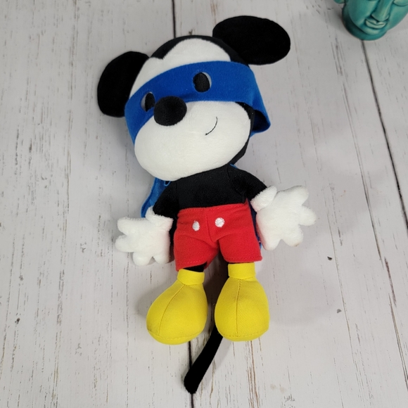 Hallmark Disney Mickey Mouse Super Hero Vintage Plush Stiffed Toy Small - Picture 7 of 12